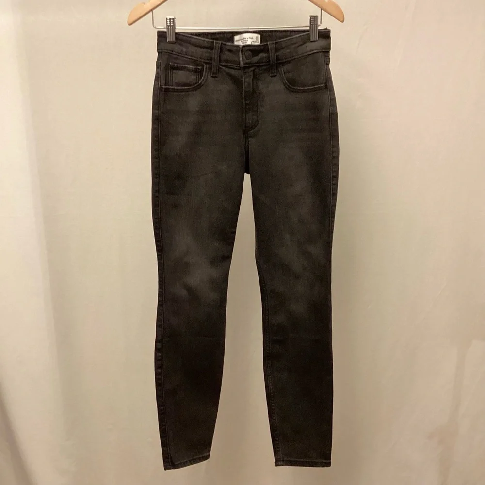 Abercrombie Fitch 0 (25) Skinny High Rise Jeans Women’s Black Stretch